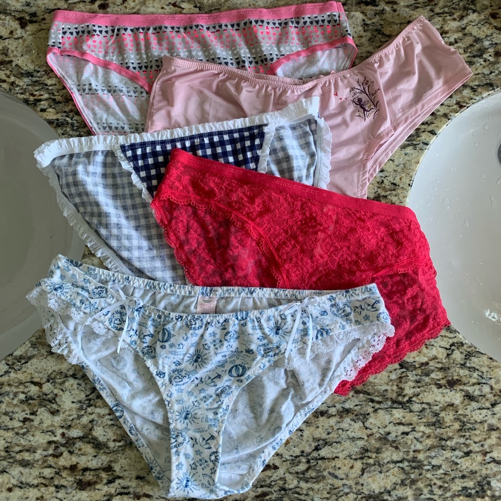NWOT Vintage Victoria’s Secret Panties